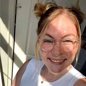 Meet your Posher, Sabrina